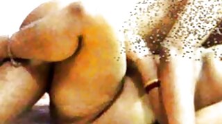 ஆண் வேசி xnxx செக்ஸ் வீடியோ புண்டையில் முடித்து, கையால் விந்தணுக்களை விரல் விட்டாள்