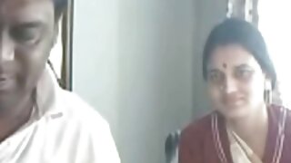 சப்பி பெண் புதிய செக்ஸ் வீடியோ உணர்ச்சியுடன் தனது மொட்டையடித்த புண்டை மற்றும் கம் பக்கவாதம்