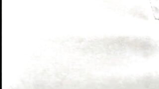 நான் கிட்டத்தட்ட வீட்டிற்கு தாமதமாக இந்தி மாமியின் வீடியோ வருகிறேன், முதலாளியின் முறுக்கப்பட்ட செயலாளர் என்னை விரும்புகிறார்.